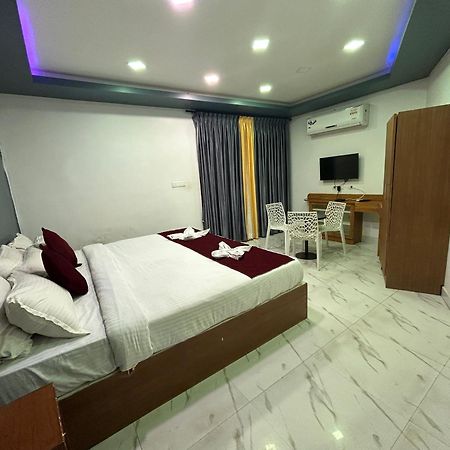 G Hotel Kottakuppam Exterior photo